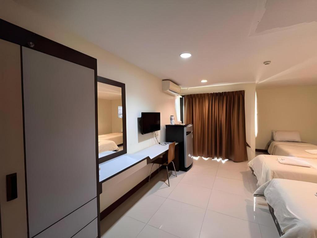 The Nine Place Hat Yai Bagian luar foto